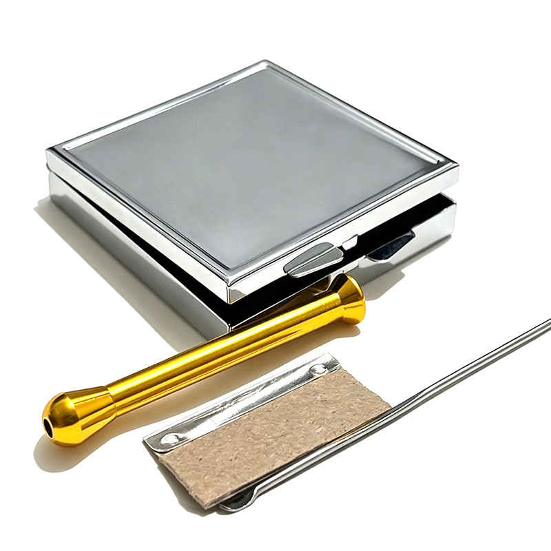 Smoking & Vaping Accessories - مجموعة واحدة من أدوات التدخين المعدنية